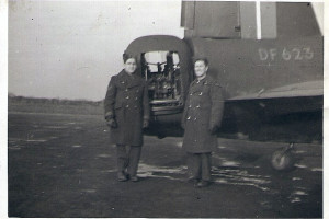 HOZ - Geo Gard  Mike Furey by tail gun.JPG